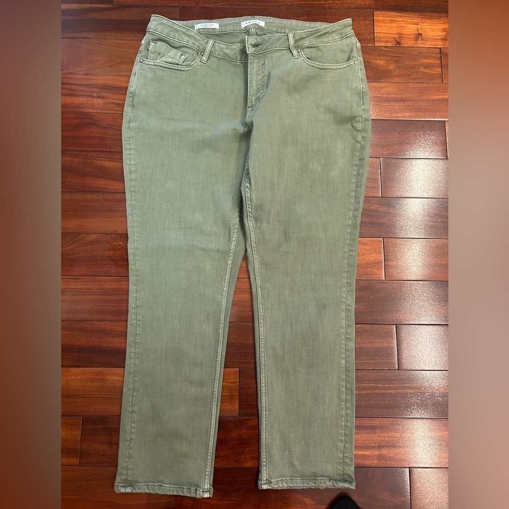 Vigoss Women's Thompson Tomboy  Straight Leg Jeans -Olive Green- Size 18